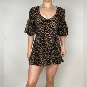 FAITHFUL THE‎ BRAND Freda V Neck Mini Dress Tiered Skirt Puffed Sleeves Leopard